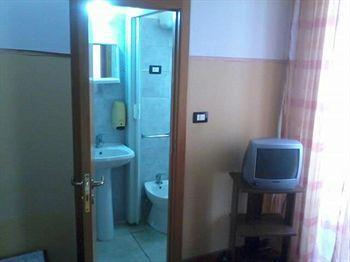 B&B Massimo Centro Catania-Fontanarossai nemzetközi repülőtér Kültér fotó